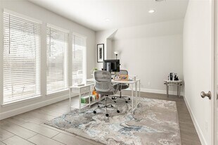 508 Stella Beth Way in Montgomery, TX - Building Photo