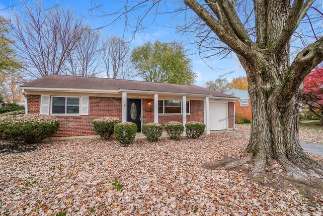 property at 3930 E Fulton St