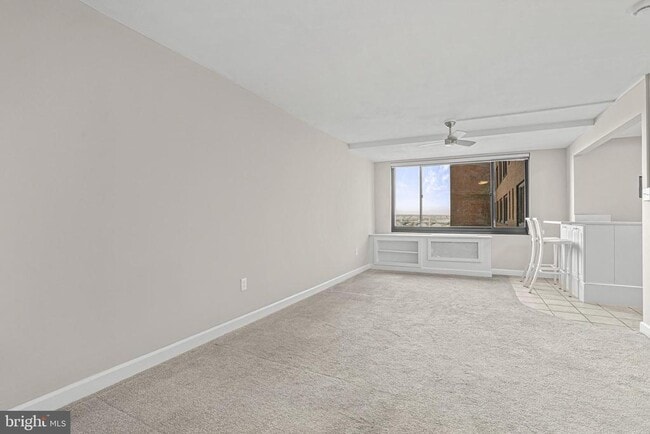 property at 1021 Arlington Blvd