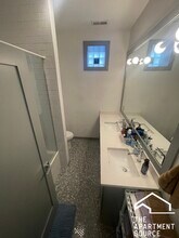 2834 W Diversey Ave, Unit 3 in Chicago, IL - Building Photo - Building Photo