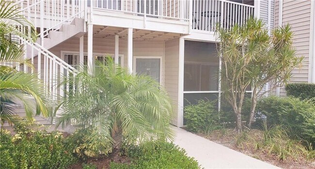 850 S Tamiami Trail-Unit -807 in Sarasota, FL - Building Photo - Building Photo