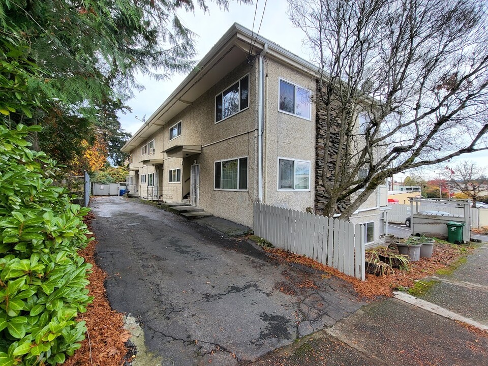 Mar Vista Apartments in Seattle, WA - Foto de edificio