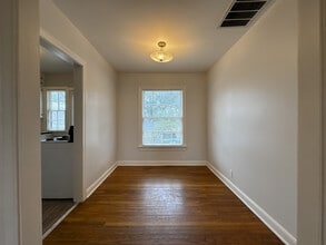 1914 S Donnybrook Ave in Tyler, TX - Building Photo - Building Photo