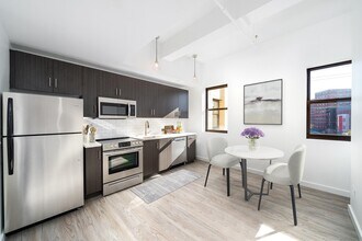 201 Cornelison Ave in Jersey City, NJ - Building Photo - Building Photo