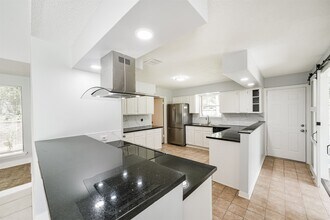 9503 Dalmally St in Spring, TX - Building Photo - Building Photo