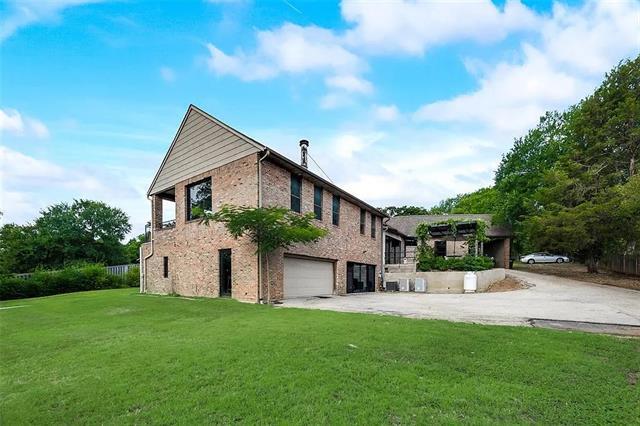 8542 Meadowbrook Dr in Fort Worth, TX - Building Photo - Building Photo