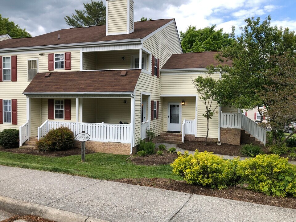 104 Chowning Pl, Unit 104 Chowning in Blacksburg, VA - Foto de edificio