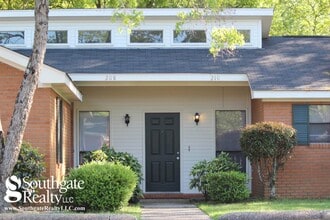 228 Sherwood Dr in Hattiesburg, MS - Building Photo - Building Photo