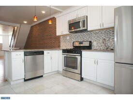 1521 N 30th St in Philadelphia, PA - Building Photo