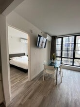 433 W 53rd St in New York, NY - Building Photo - Building Photo