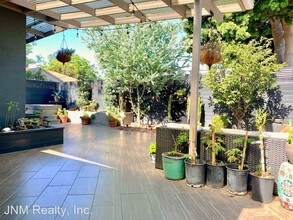 11914 Ocean Park Blvd in Los Angeles, CA - Building Photo - Building Photo
