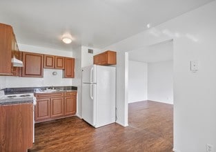 Canterbury Palms Apartments in Lauderdale Lakes, FL - Building Photo - Building Photo