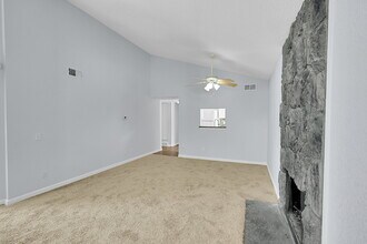 3626 S Granby Way-Unit -Apt L11 in Aurora, CO - Building Photo - Building Photo