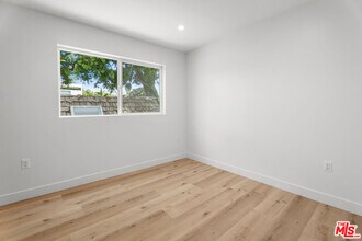 2154 Patricia Ave in Los Angeles, CA - Building Photo - Building Photo