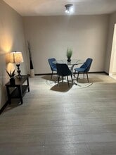 541 Blue Heron Dr in Hallandale Beach, FL - Building Photo - Building Photo