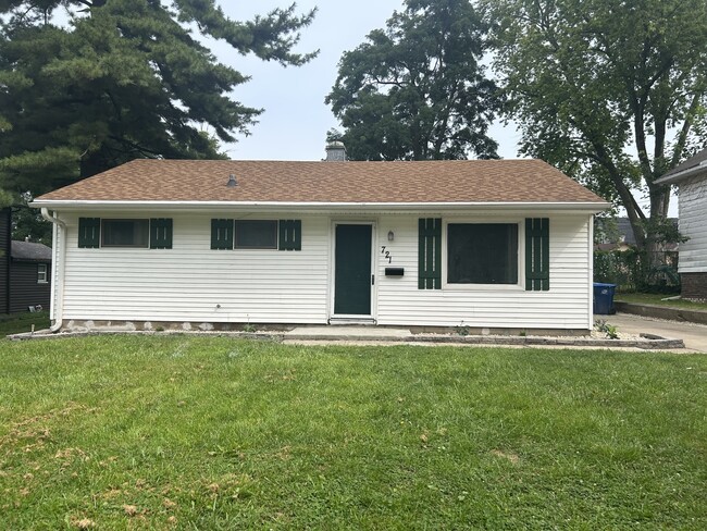property at 721 6th St