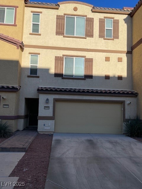 1525 Spiced Wine Ave in Henderson, NV - Building Photo