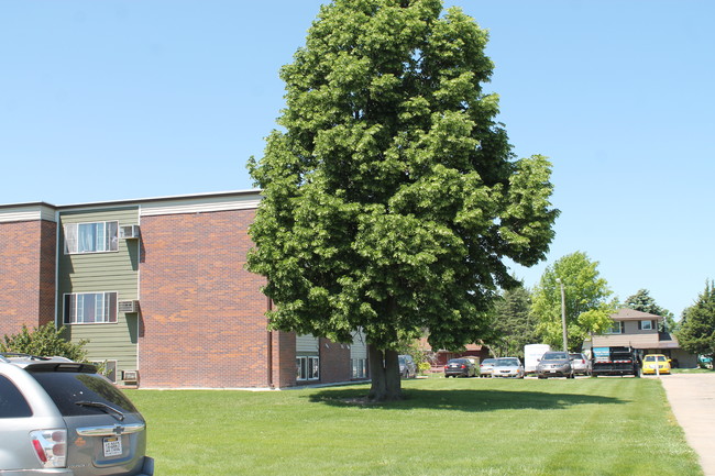 Northwest Place in Lexington, NE - Building Photo - Other