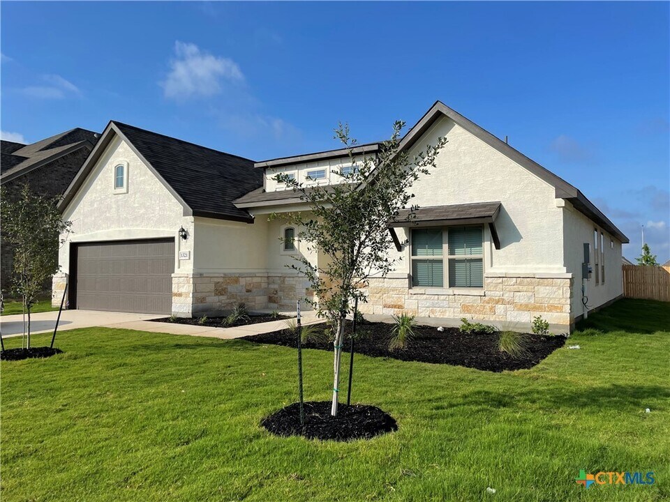 1321 Cottonseed St in New Braunfels, TX - Building Photo