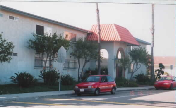 5305 S J St in Oxnard, CA - Building Photo