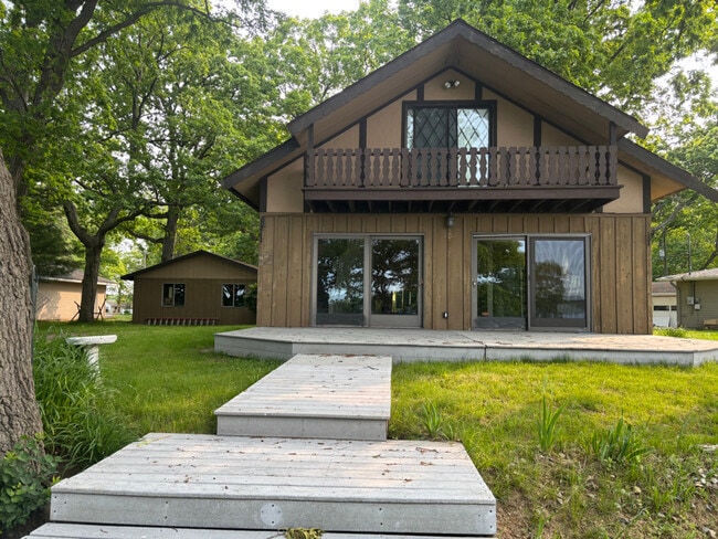 646 Island in Grass Lake, MI - Building Photo - Building Photo
