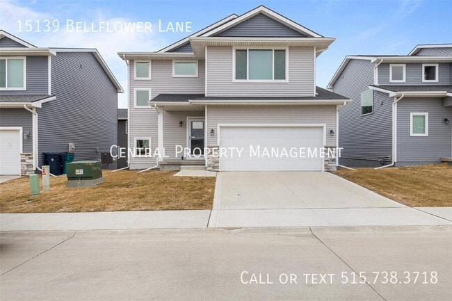 15139 Bellflower Ln in Urbandale, IA - Building Photo - Building Photo