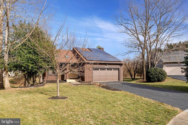 property at 1016 Trinity Gate St