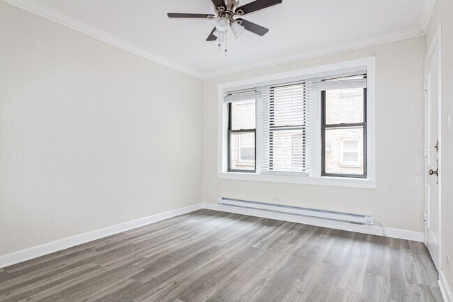 839 W Cornelia Ave, Unit 1N in Chicago, IL - Building Photo - Building Photo