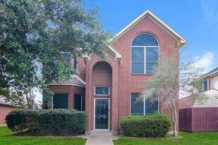 1521 Cool Springs Dr in Mesquite, TX - Building Photo