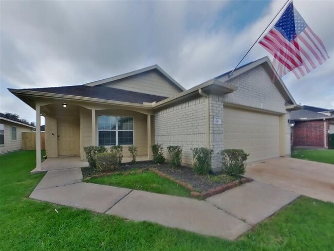 318 Annatto Ln in Crosby, TX - Building Photo - Building Photo