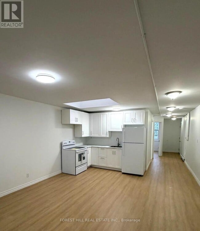 property at 9 Eby St S