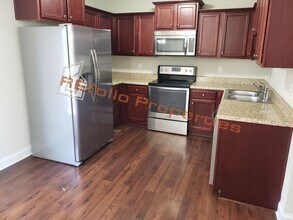 240 Oxfordshire Dr in Fuquay Varina, NC - Building Photo - Building Photo