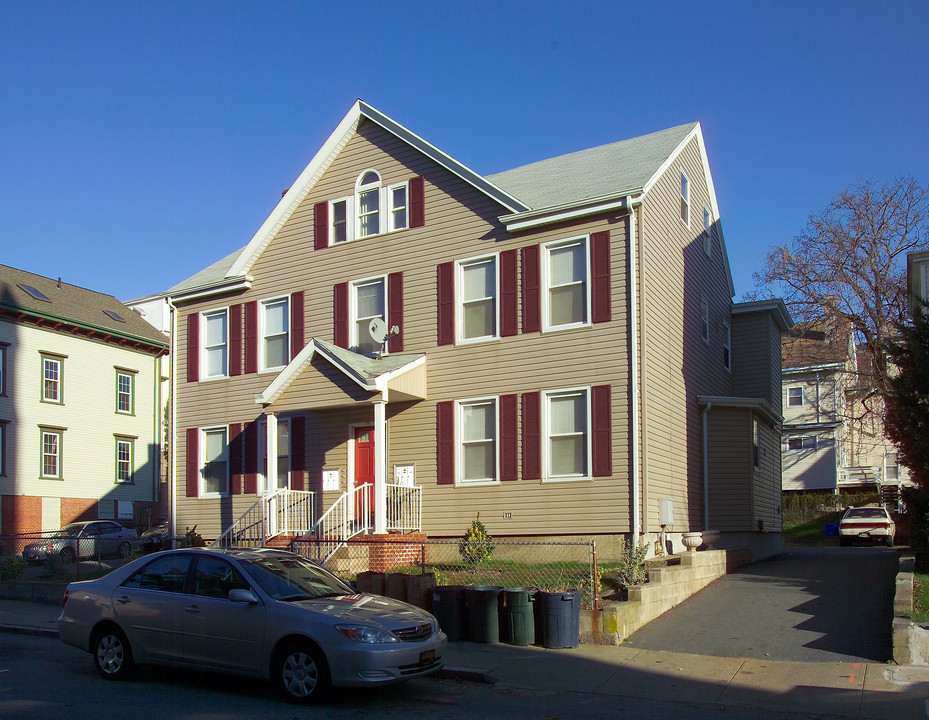 187 Rock St in Fall River, MA - Building Photo