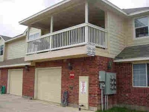 Marquis Townhomes in Tomball, TX - Building Photo - Other