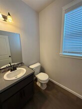 1223 S 11th Pl in Cornelius, OR - Building Photo - Building Photo