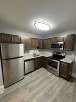 10-16 E Chase St in Baltimore, MD - Building Photo