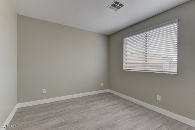 property at 1271 Balzar Ave
