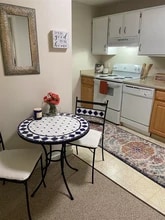 11 Saint James Pl, Unit 11 in Nashua, NH - Foto de edificio - Building Photo