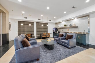 Braeswood Place in Houston, TX - Building Photo - Interior Photo