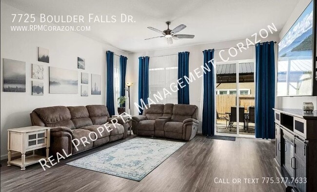 7725 Boulder Falls Dr in Sparks, NV - Building Photo - Building Photo