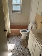 2 Treat St, Unit 3A in West Haven, CT - Foto de edificio - Building Photo