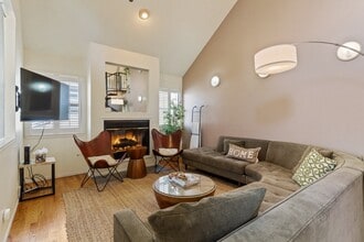 34 Silva Ave in Millbrae, CA - Building Photo - Building Photo