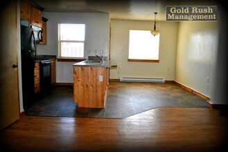 195 Silsbee Ave-Unit -3 in Helena, MT - Building Photo - Building Photo