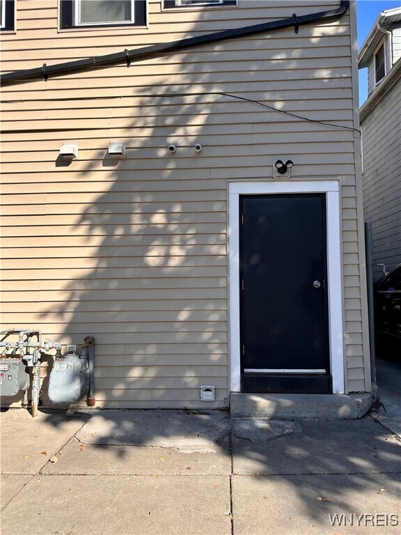 387 Forest Ave in Buffalo, NY - Building Photo - Building Photo