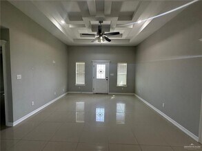 16 Whitewing St in Alamo, TX - Building Photo - Building Photo