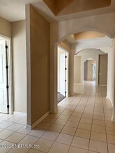 1375 Castle Pines Cir in St. Augustine, FL - Foto de edificio - Building Photo