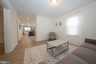 717 Miller St in Bryn Mawr, PA - Building Photo - Building Photo