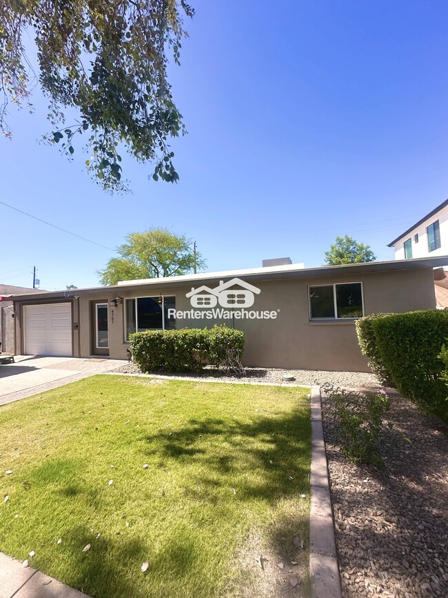 property at 4707 E Montecito Ave