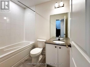 9 Phelps Ln in Richmond Hill, ON - Building Photo - Building Photo