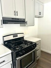 794 N Shattuck Pl in Orange, CA - Building Photo - Building Photo